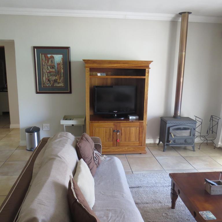 Гостьовий будинок Bella Vista Self Catering Кларенс Екстер'єр фото